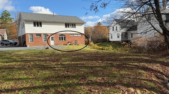 Building Photo - 9 Johnson Ln