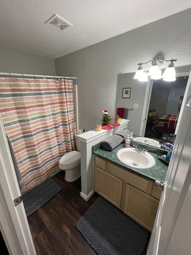 Building Photo - 610 Turley Dr