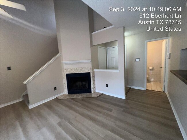 Building Photo - 512 Eberhart Ln