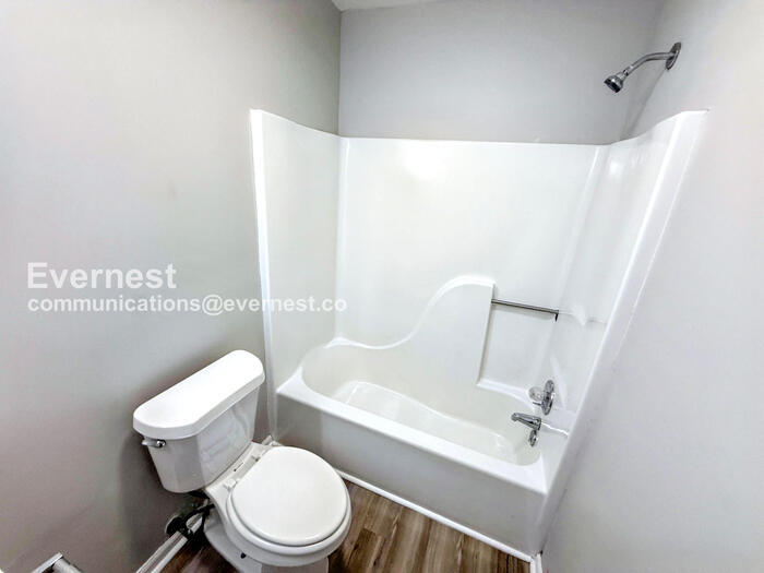 Building Photo - 615 Cahaba Manor Trail