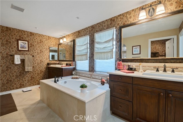 Building Photo - 21320 Veleta Cir