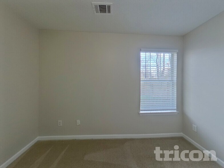 Building Photo - 2107 Boulder Chase Ct