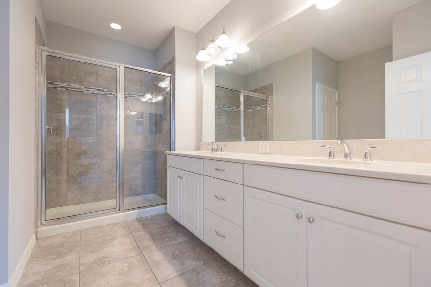 Building Photo - 26344 Limestone Springs Way