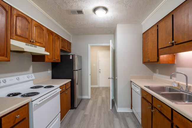 Building Photo - 406 Evans Mill Dr