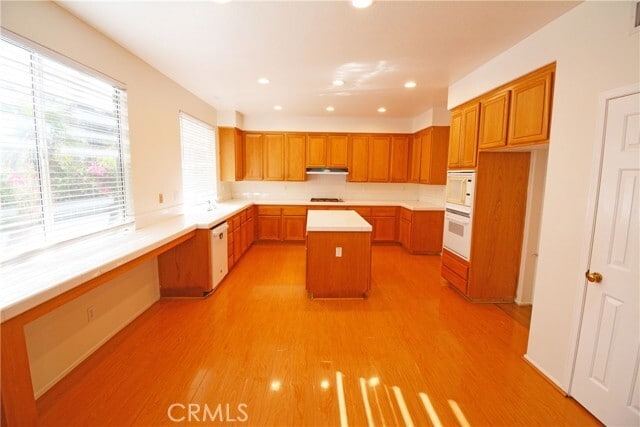 Building Photo - 1528 Rancho Hills Dr