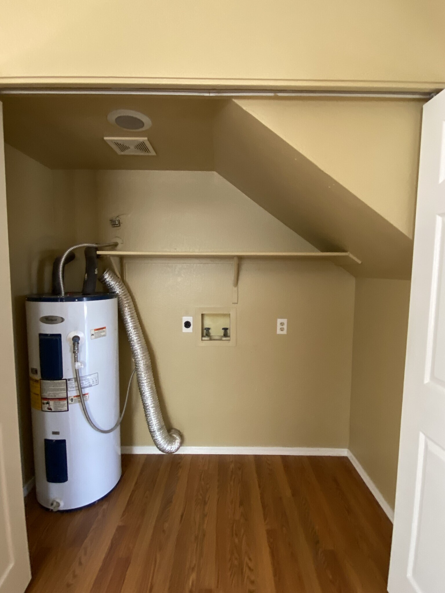 Building Photo - 5061 W Chicago Cir S