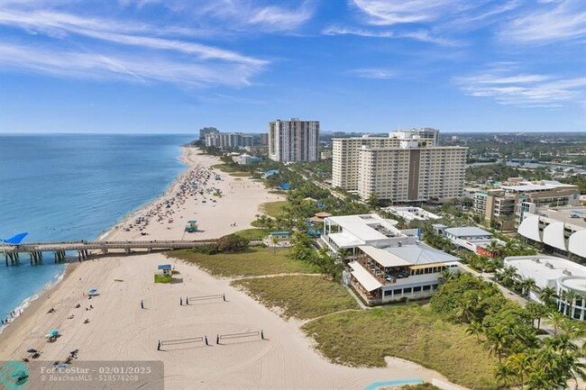 Building Photo - 1620 N Ocean Blvd