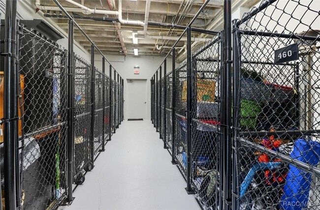 Building Photo - 302 SE Broadway St