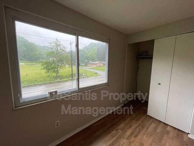 Building Photo - 3523 Conway Wallrose Rd