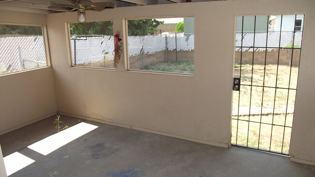 Building Photo - Northeast El Paso 3 Bed