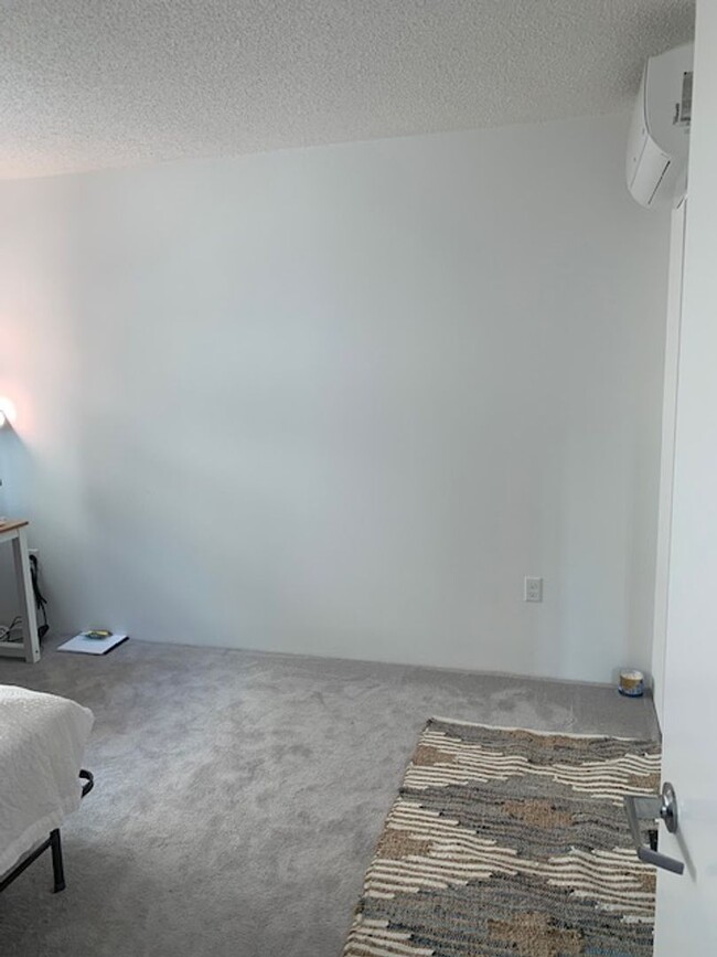 Primary Photo - Ililani in Kakaako - 1 bedroom, 1 bath Con...