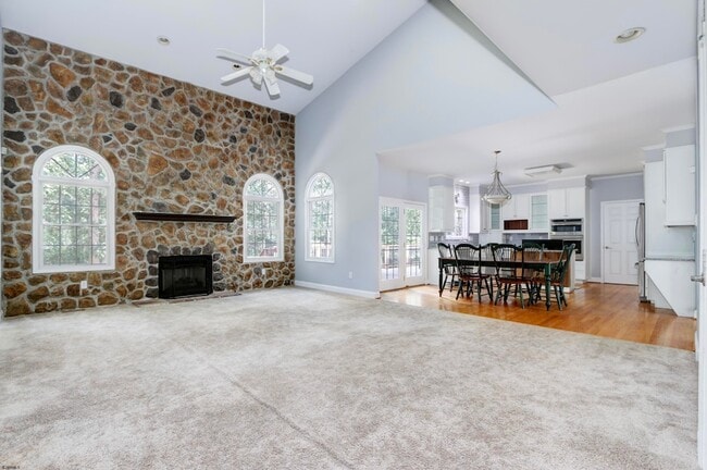 Building Photo - 113 Lighthouse Ln