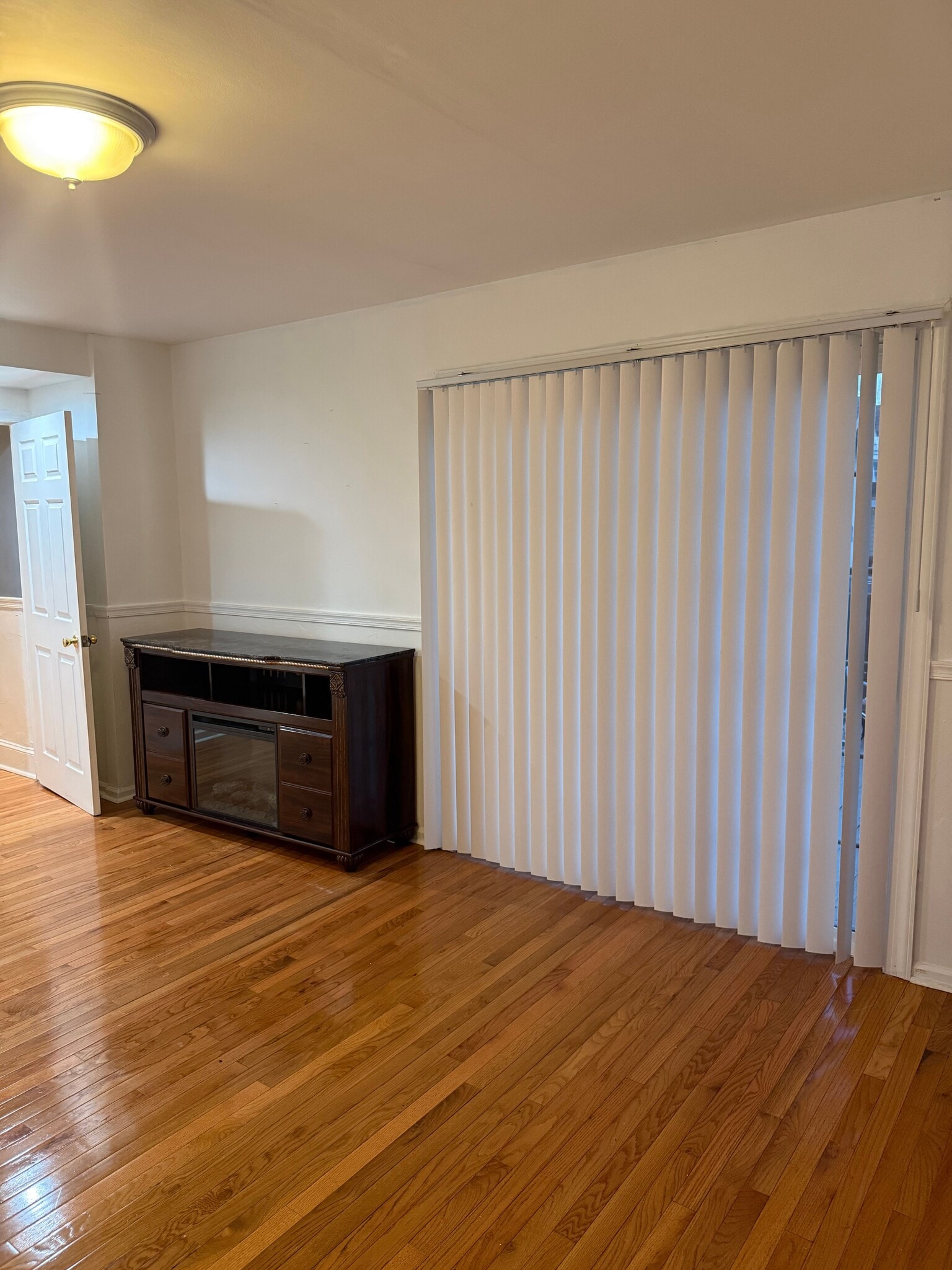 Building Photo - 1368 High Ave