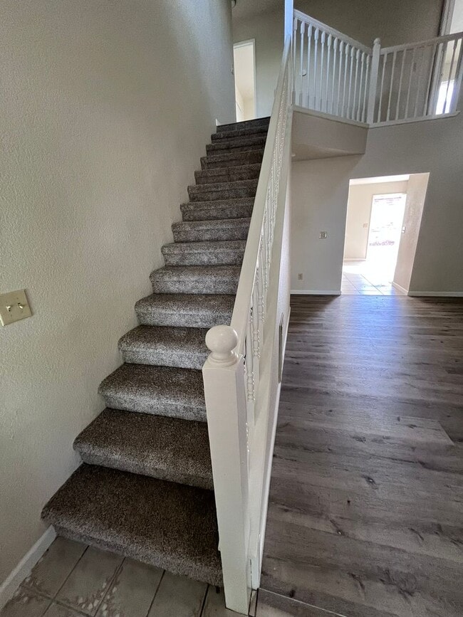 Building Photo - No Deposit