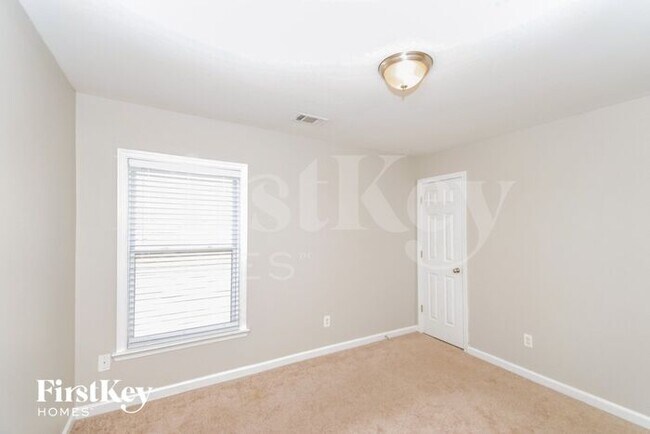 Building Photo - 7302 Basalt Dr