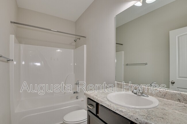 Building Photo - 1110 George W Crawford Dr