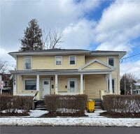 Building Photo - 420 W 5th St