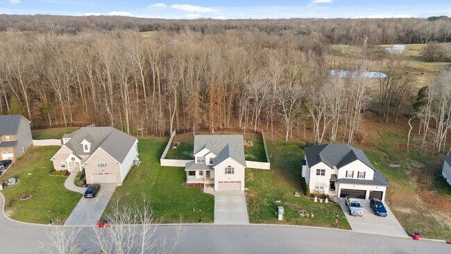 Building Photo - 3 Bed 2/2 Bath home nestled on an Acre of ...