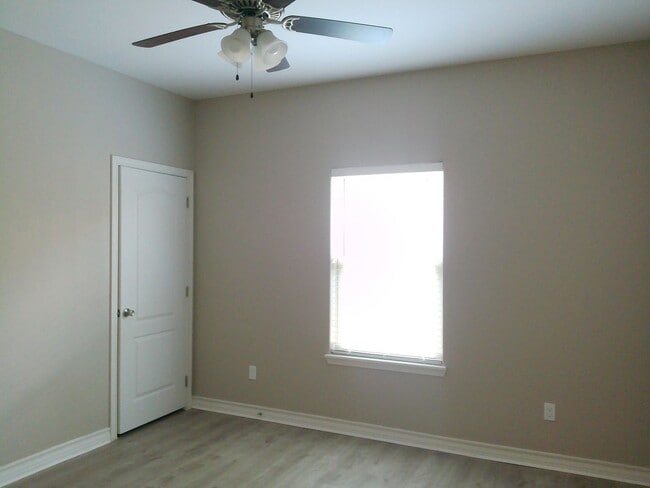 Building Photo - 1117 Sambar Ln