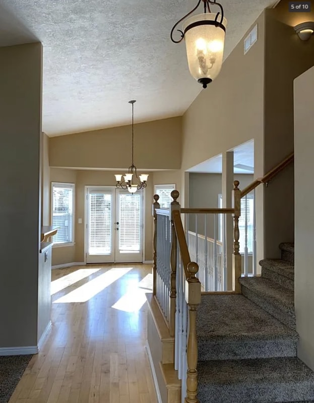 Building Photo - 13871 W Chatsworth Ct