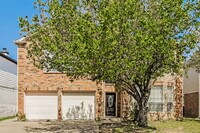 Building Photo - 3336 Raleigh Dr