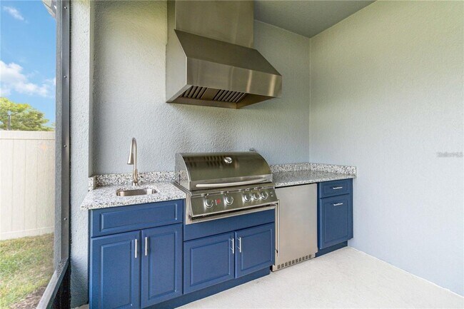 Building Photo - 4067 Meandering Bay Dr