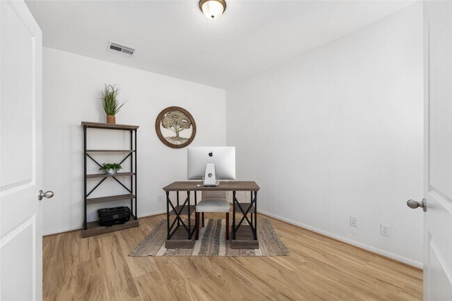 Building Photo - 1259 Tilia Crk Ln