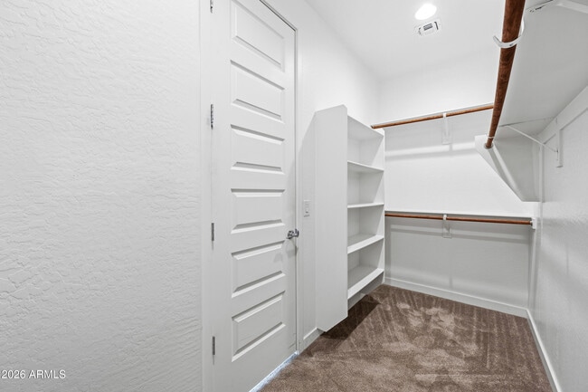 Building Photo - 1627 W Estes Way