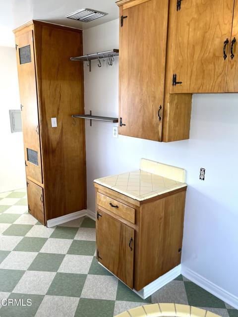 Building Photo - 350 W Lemon Ave