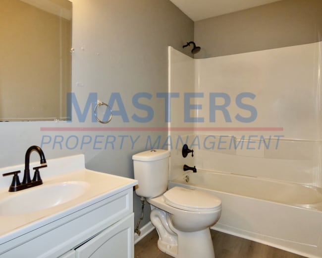 Building Photo - 4 Bed | 1.5 Bath | Spacious Rental Home