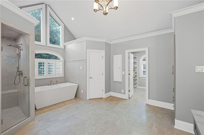 Building Photo - 710 Weybridge Pl