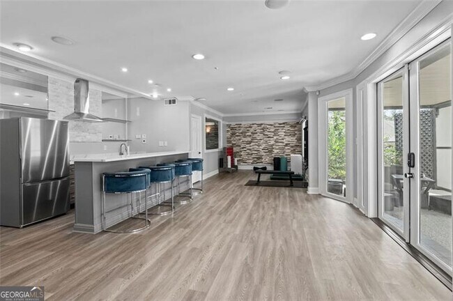 Building Photo - 1599 Gaylor Cir SE