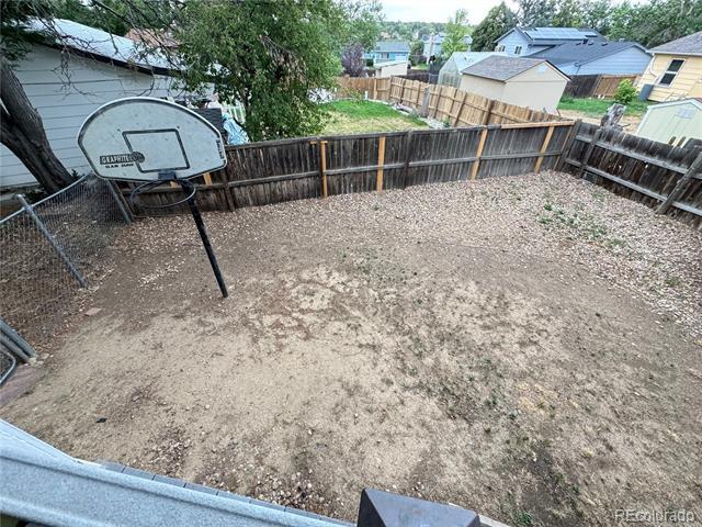 Building Photo - 15532 E Gunnison Pl