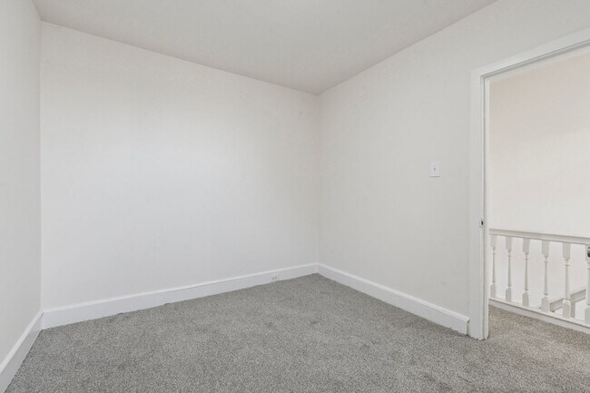 Building Photo - 3953 N 9th St