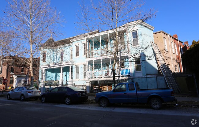 Building Photo - 1323 Monroe St NW