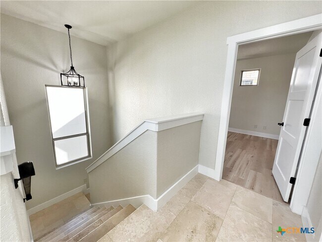 Building Photo - 1690 Gruene Vineyard Crossing