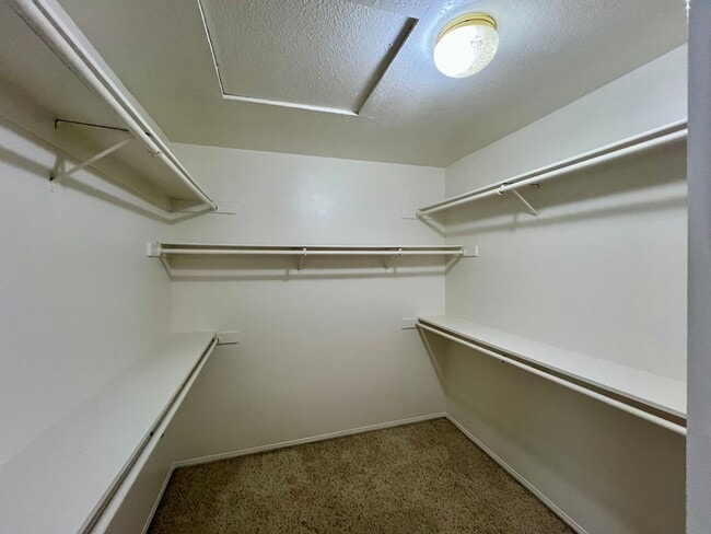Building Photo - Beautiful 4 Bedroom Single Family Home with Pool and Pool Service Included for Lease in Rancho Cu...