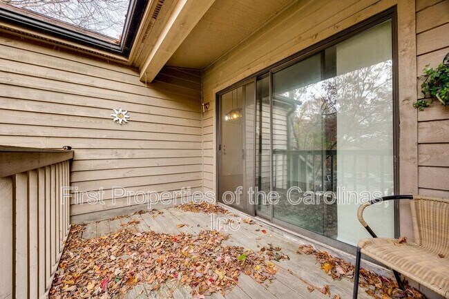 Building Photo - 4158-F Charlotte Hwy