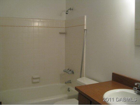 Building Photo - 67 Brookwood Dr