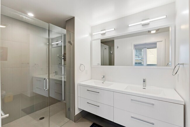 Building Photo - 11 Rose St