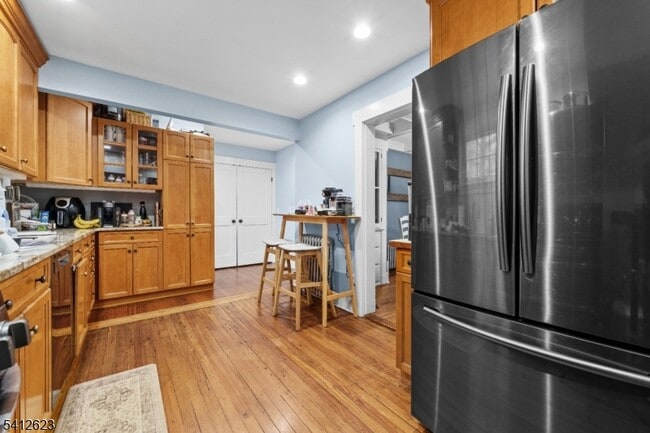 Building Photo - 92 Myrtle Ave