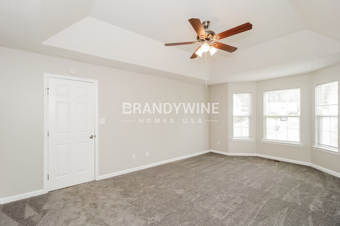 Building Photo - 63 Blue Springs Way