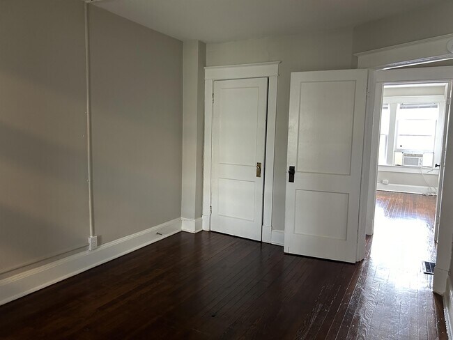 Building Photo - 224 East St