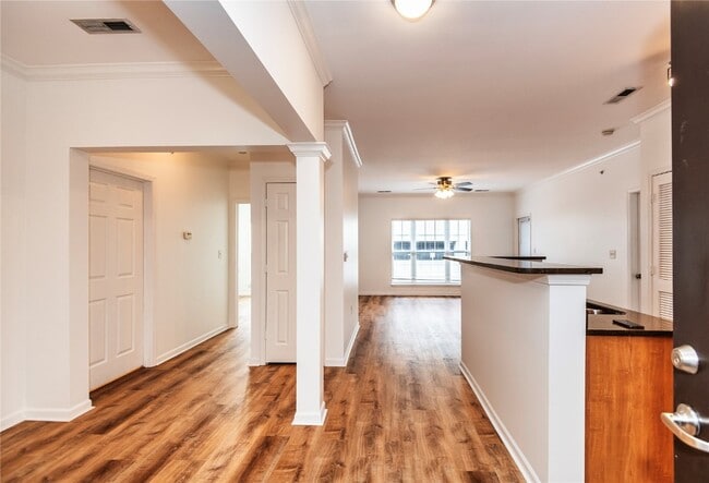 Building Photo - 1270 Strassner Dr