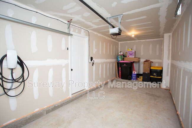 Building Photo - 257 Freedom Wy