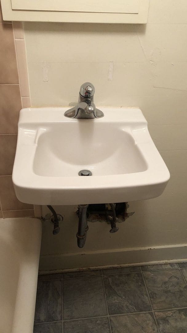 Building Photo - 468-470 NE Maiden Lane