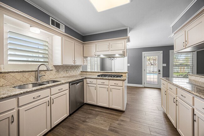 Building Photo - 11426 Cold Spring Dr