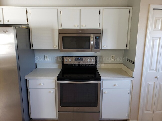 Building Photo - 2226 Justin Ave
