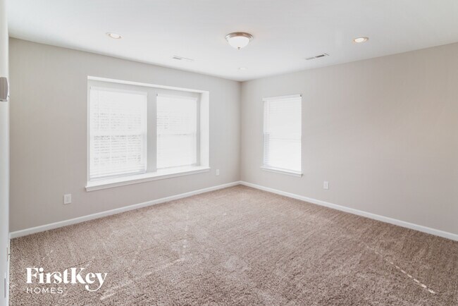 Building Photo - 7006 Meadowsweet Ln