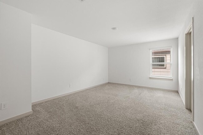 Building Photo - 29231 Red Rocks Pk Dr